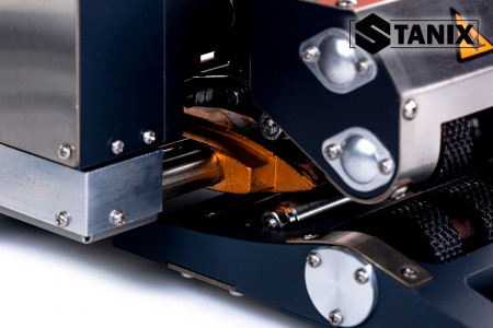 Аппарат сварки геомембран горячим клином мет. ролик STANIX GEOMAX